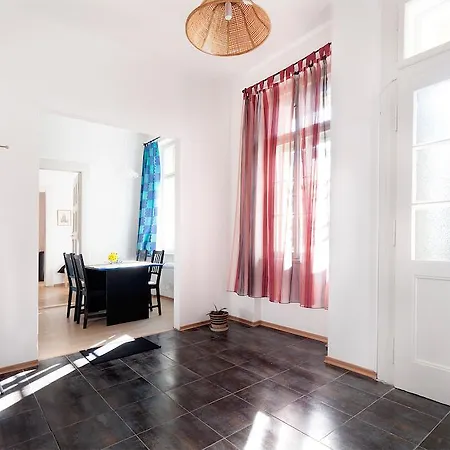 Apartament Ostrovni *
