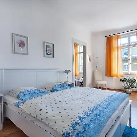 Apartamento Ostrovní *